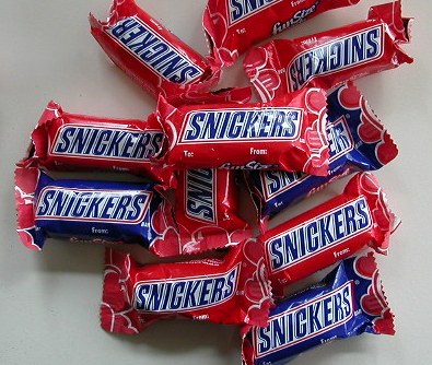 snickers-v09-2.jpg