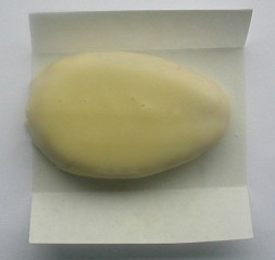 whitereesesegg2.jpg